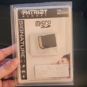 Micro SD Card 2GB - Black